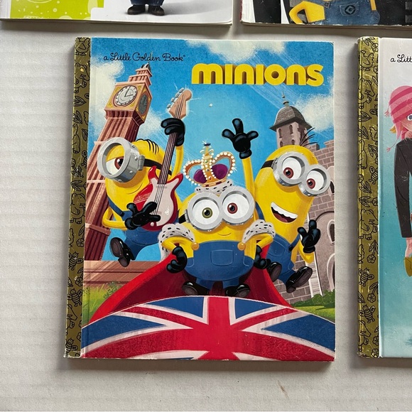 Despicable Me and Minions Book Set of 5 Step 2 - Picture 5 of 7